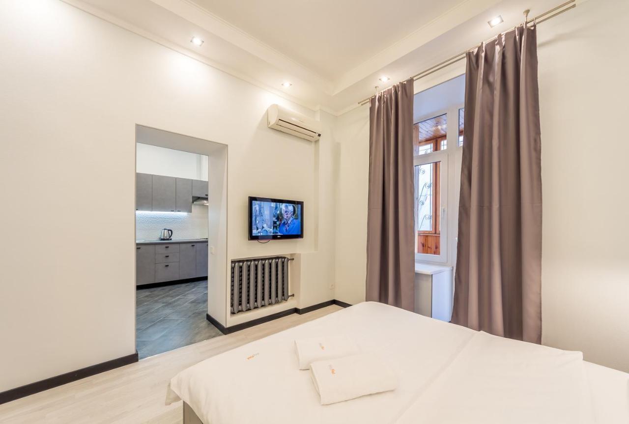 Dayflat Apartments Golden Gate Area Kiev Luaran gambar
