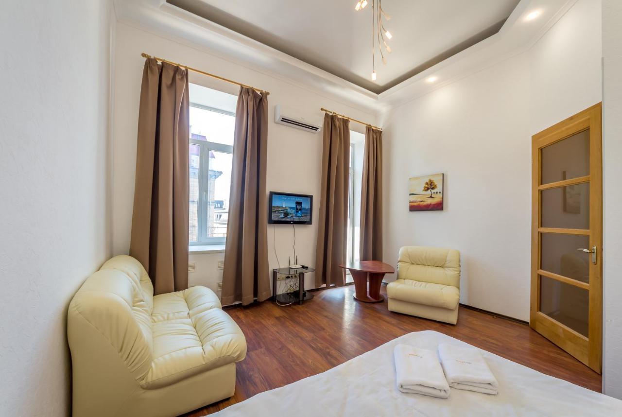 Dayflat Apartments Golden Gate Area Kiev Luaran gambar